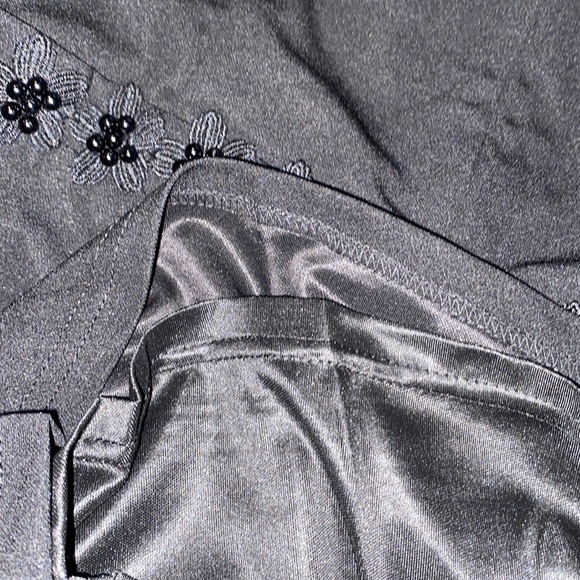 ❌DONATED❌Black Cold Shoulder High Neck Crochet Appliqué Lined Shorts Romper - Picture 12 of 15